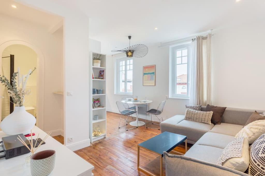 Appartement Rue Gambetta, Plage A 2 Min Saint-Jean-de-Luz Esterno foto